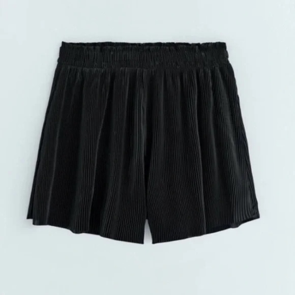 Zara black pleated shorts